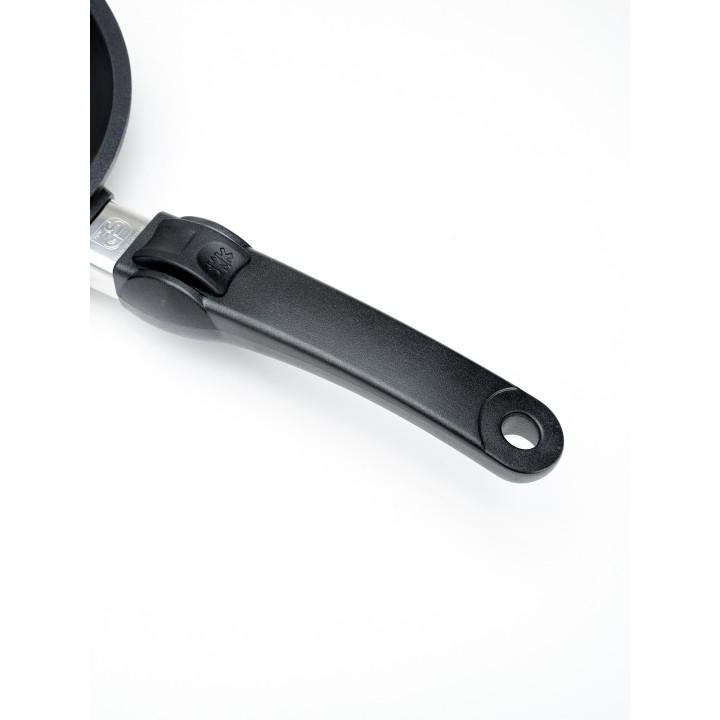 SKK pánev Titanium Durit Resist 24/4cm | Kvalita v kuchyni