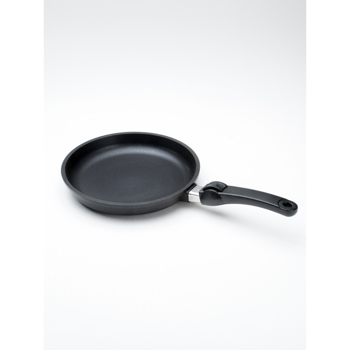 SKK pánev Titanium Durit Resist 24/4cm | Kvalita v kuchyni